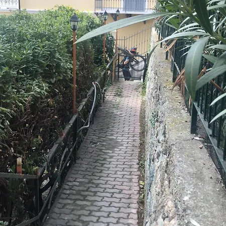 Santorini In Finale * Finale Ligure