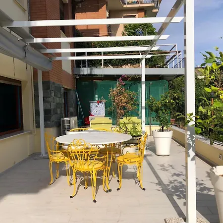 Santorini In Finale Apartman