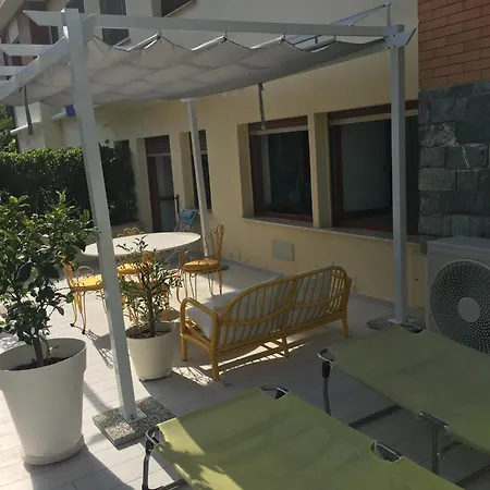 Santorini In Finale Finale Ligure