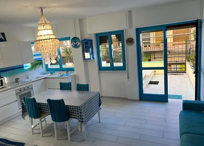 Santorini In Finale Finale Ligure